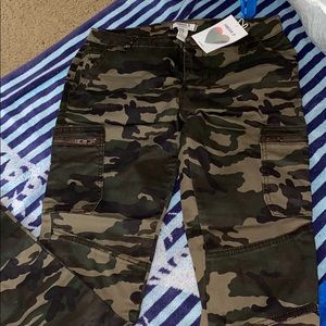 camo pants